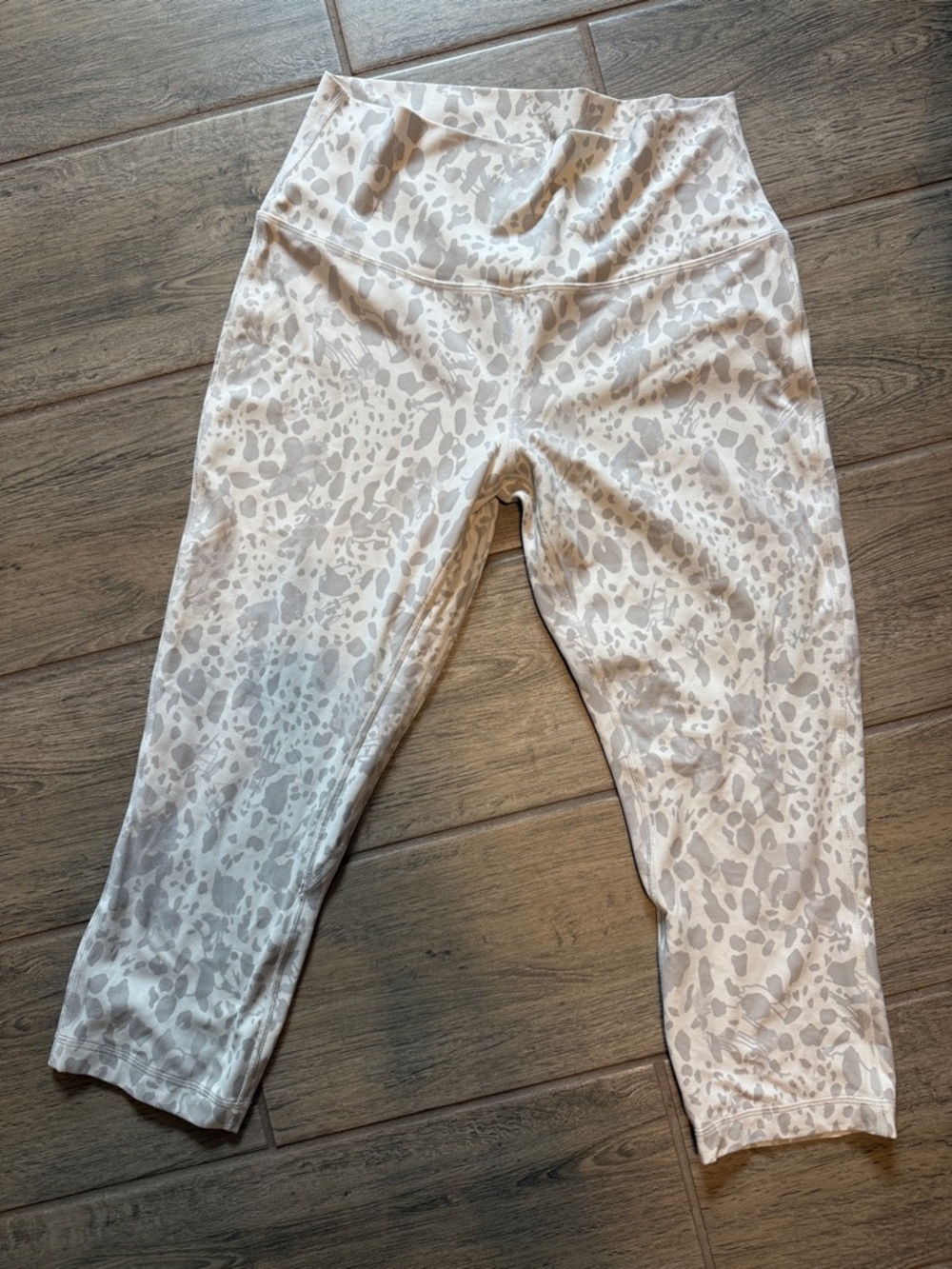 lululemon athletica White and Light Gray Leopard Print Crop Leggings